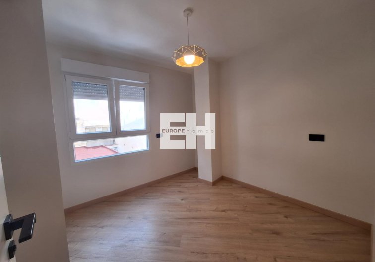 Segunda mano - Apartamento  - Torrevieja - Playa de los Locos