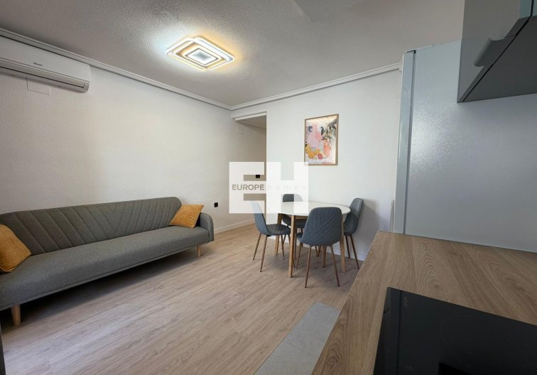 Segunda mano - Apartamento  - Torrevieja - Playa del Cura