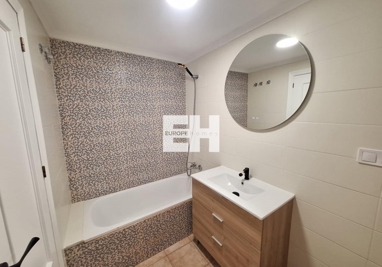 Segunda mano - Bungalow - Torrevieja - Sector 25