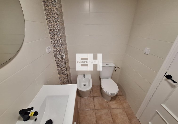 Segunda mano - Bungalow - Torrevieja - Sector 25