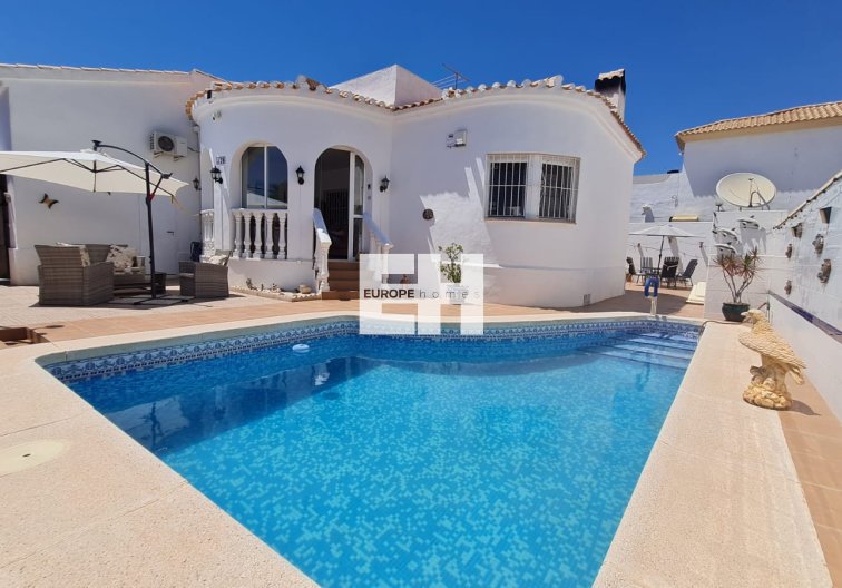 Segunda mano - villa - Orihuela Costa - Costa Blanca