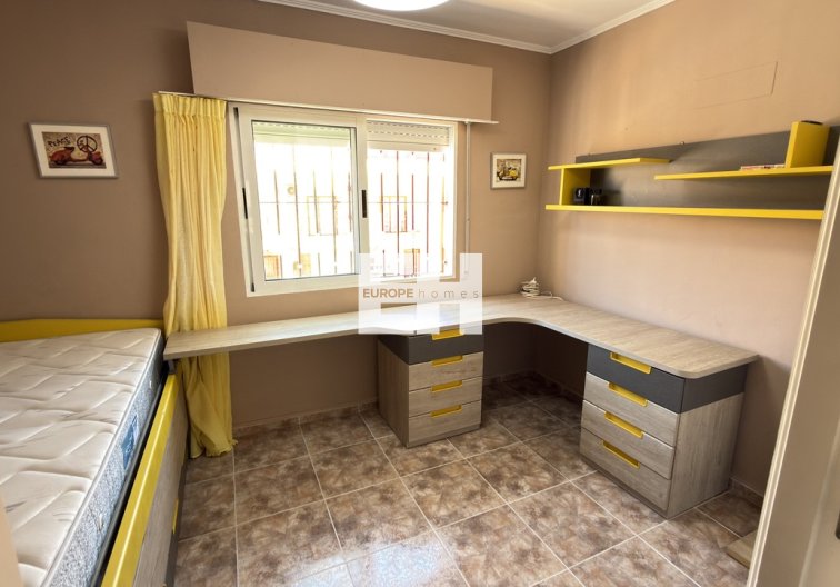Segunda mano - town house - La Zenia - Costa Blanca