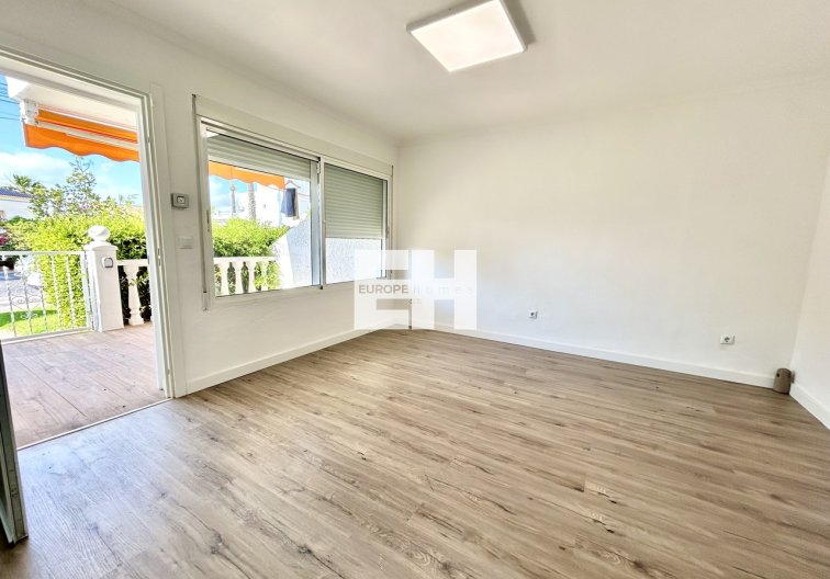 Segunda mano - Apartamento  - Villamartin - Costa Blanca