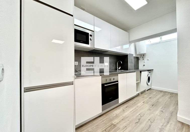 Segunda mano - Apartamento  - Villamartin - Costa Blanca