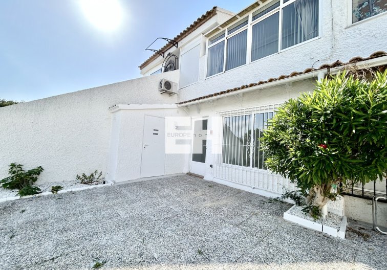 Segunda mano - Apartamento  - Villamartin - Costa Blanca