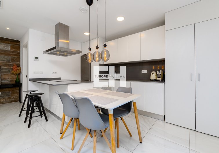 Revente - town house - Villamartin - Costa Blanca