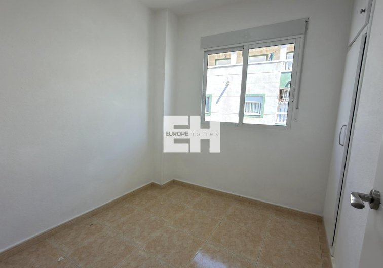 Segunda mano - Apartamento  - Torrevieja - Centro