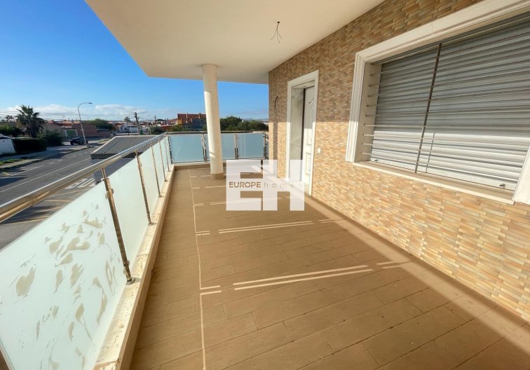 Segunda mano - villa - Torrevieja - La Siesta - El Salado - Torreta