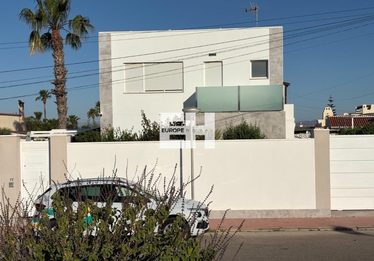 Revente - villa - Torrevieja - La Siesta - El Salado - Torreta