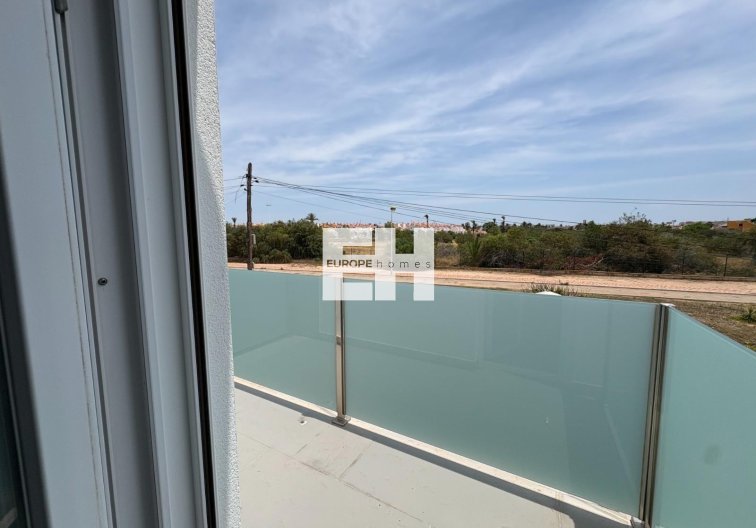 Segunda mano - villa - Torrevieja - La Siesta - El Salado - Torreta
