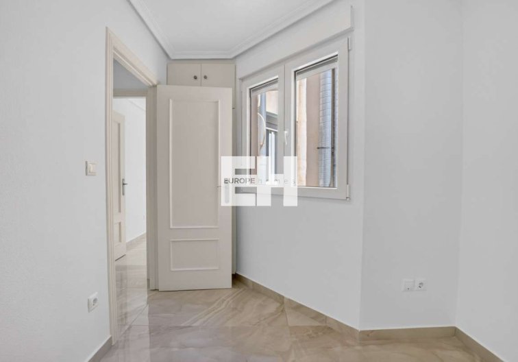 Segunda mano - Apartamento  - Torrevieja - Costa Blanca