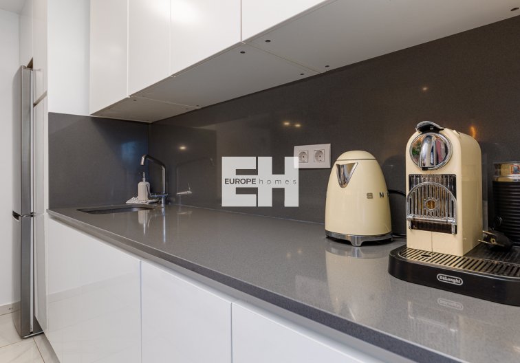Segunda mano - town house - Villamartin - Costa Blanca