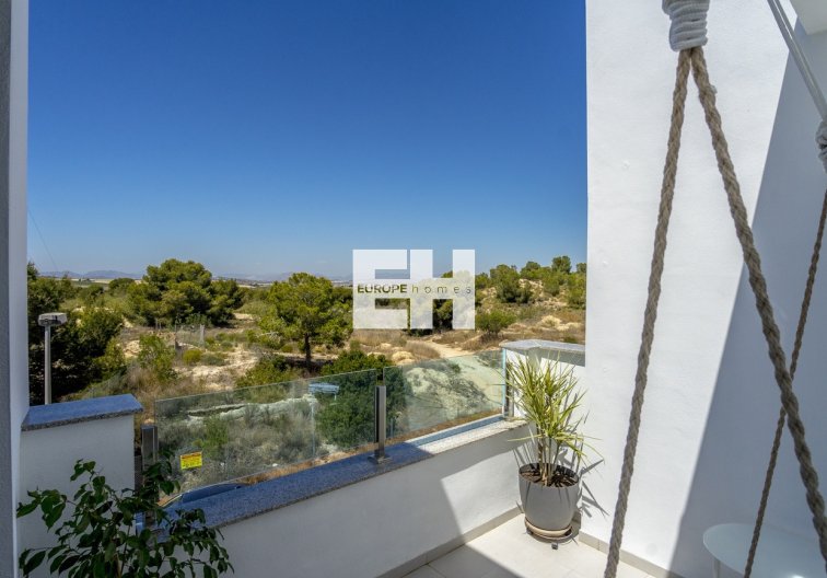 Segunda mano - town house - Villamartin - Costa Blanca