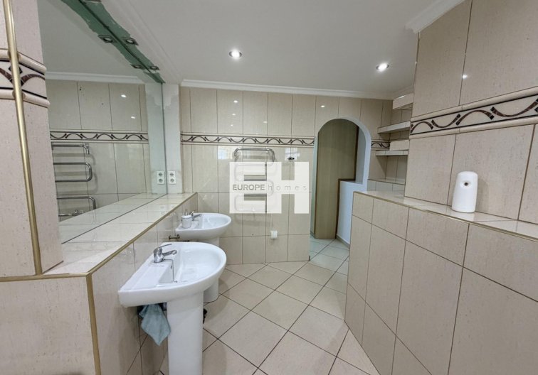 Segunda mano - villa - Torrevieja - Costa Blanca