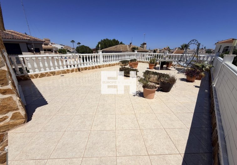 Segunda mano - villa - Torrevieja - Costa Blanca