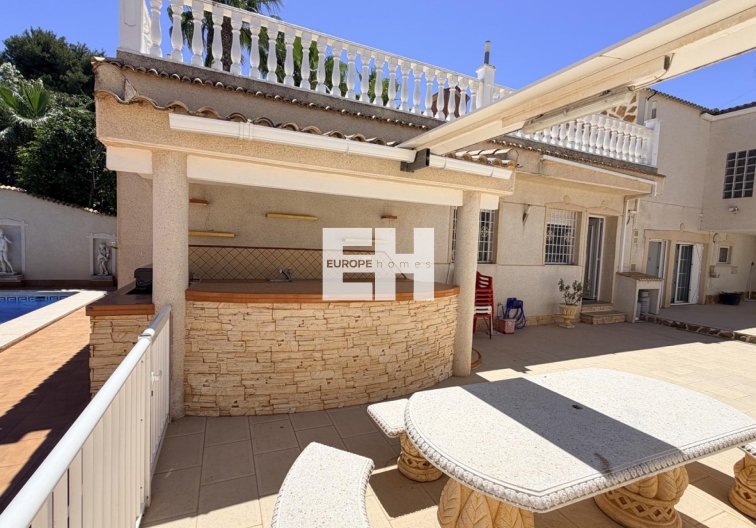Segunda mano - villa - Torrevieja - Costa Blanca