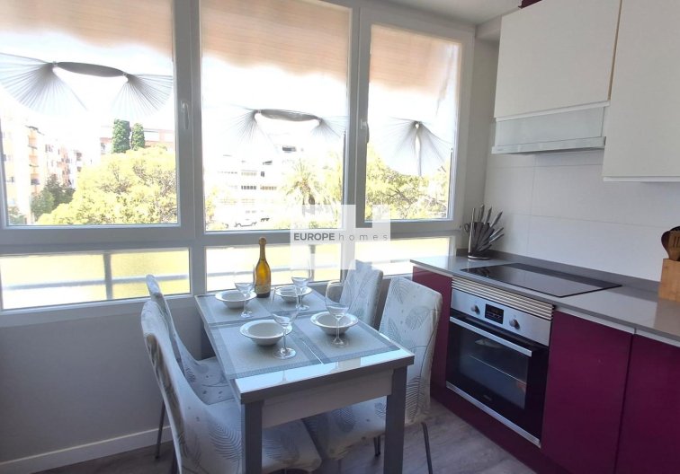 Segunda mano - Apartamento  - Torrevieja - Centro