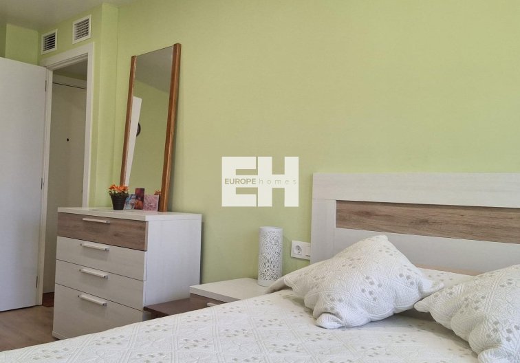 Segunda mano - Apartamento  - Torrevieja - Centro