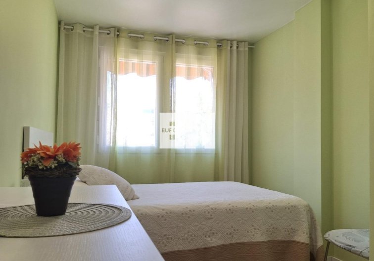 Segunda mano - Apartamento  - Torrevieja - Centro
