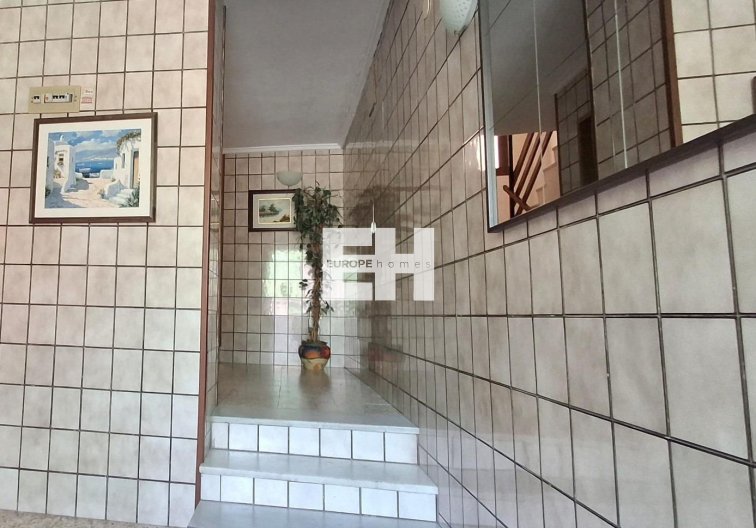 Segunda mano - Apartamento  - Torrevieja - Centro