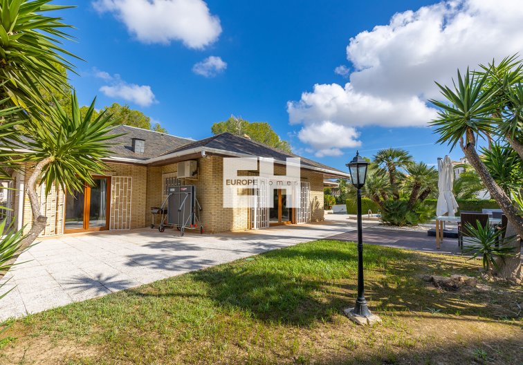Revente - villa - Orihuela Costa - Costa Blanca