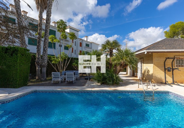 Revente - villa - Orihuela Costa - Costa Blanca