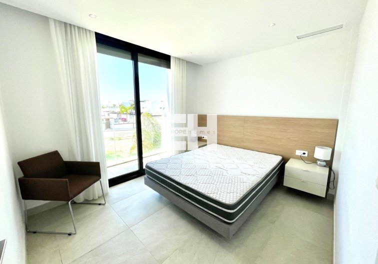 Resale - villa - Benijofar - Costa Blanca