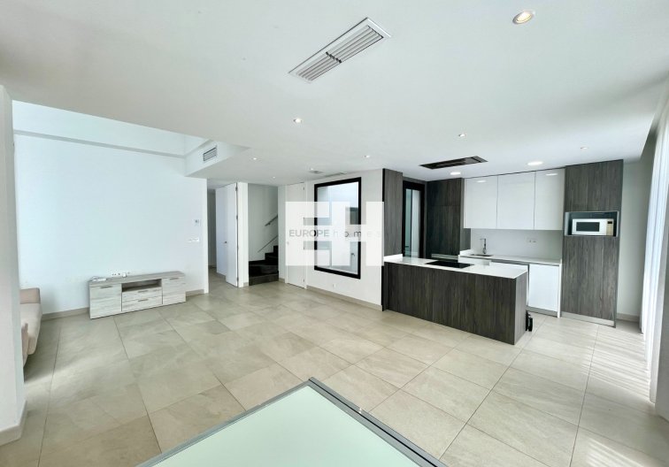 Resale - villa - Benijofar - Costa Blanca