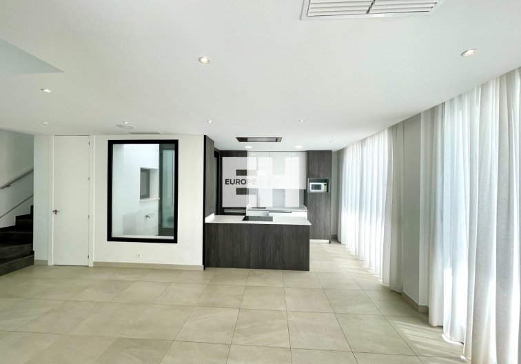 Resale - villa - Benijofar - Costa Blanca