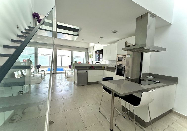 Herverkoop - villa - Dolores - Costa Blanca