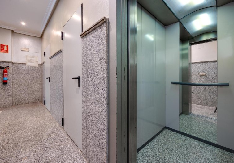 Herverkoop - Penthouse - Torrevieja