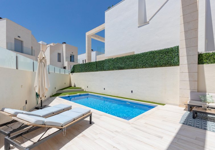 Segunda mano - villa - Orihuela Costa - Lomas de Cabo Roig