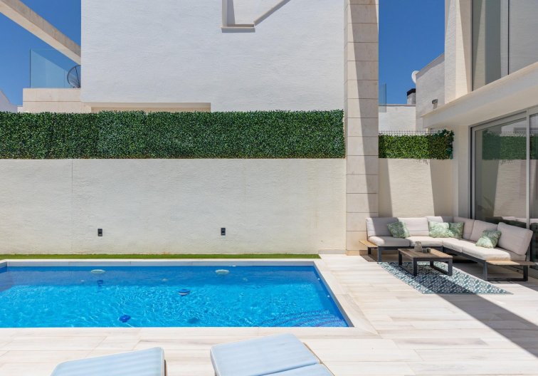 Segunda mano - villa - Orihuela Costa - Lomas de Cabo Roig