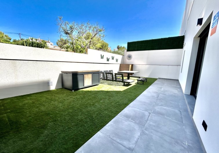 Segunda mano - villa - Villamartin - Costa Blanca