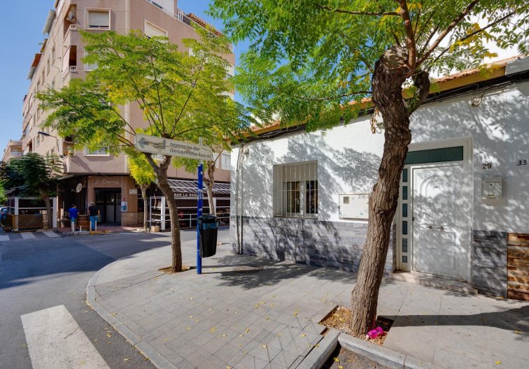 Segunda mano - town house - Torrevieja - Centro
