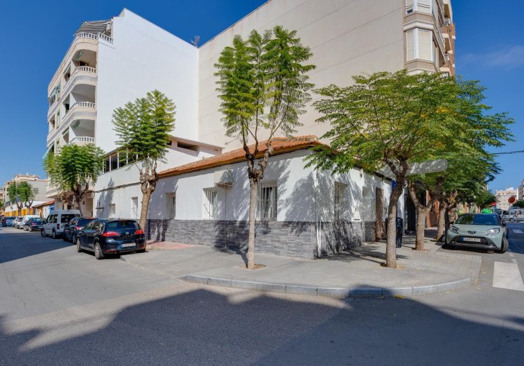 Segunda mano - town house - Torrevieja - Centro