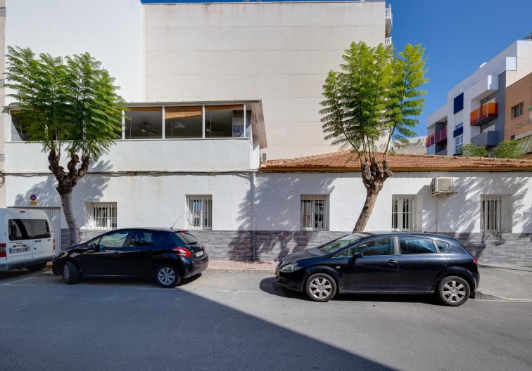 Segunda mano - town house - Torrevieja - Centro