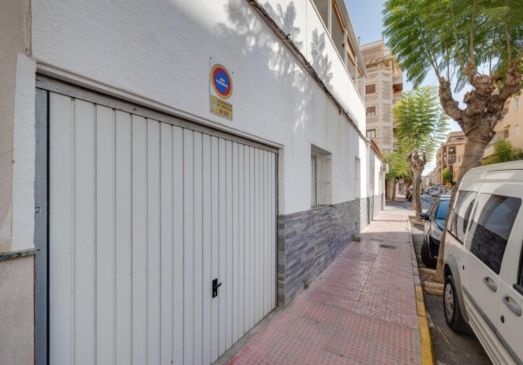 Segunda mano - town house - Torrevieja - Centro