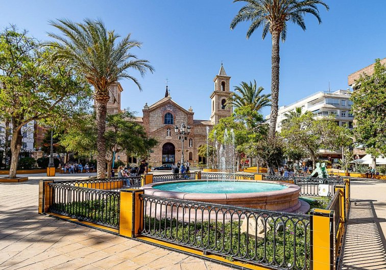 Segunda mano - town house - Torrevieja - Centro