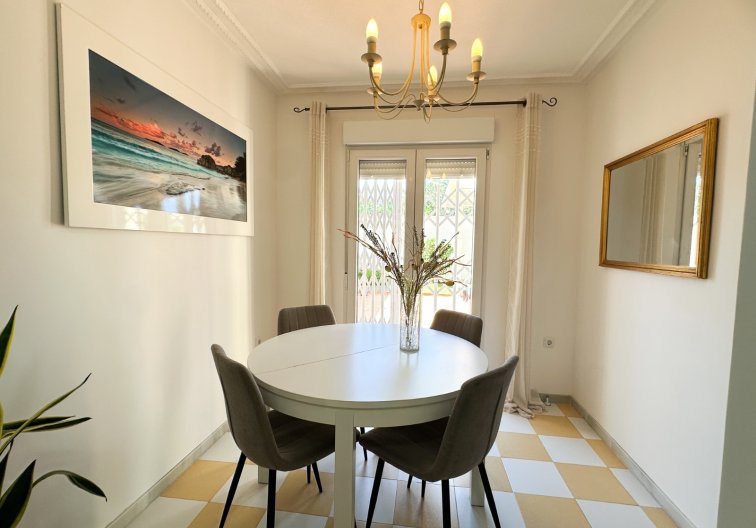 Revente - villa - Torrevieja - Costa Blanca