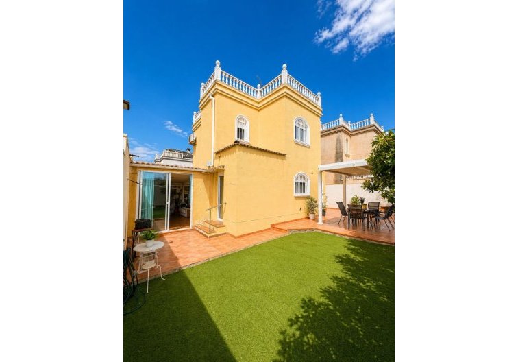 Revente - villa - Torrevieja - Costa Blanca