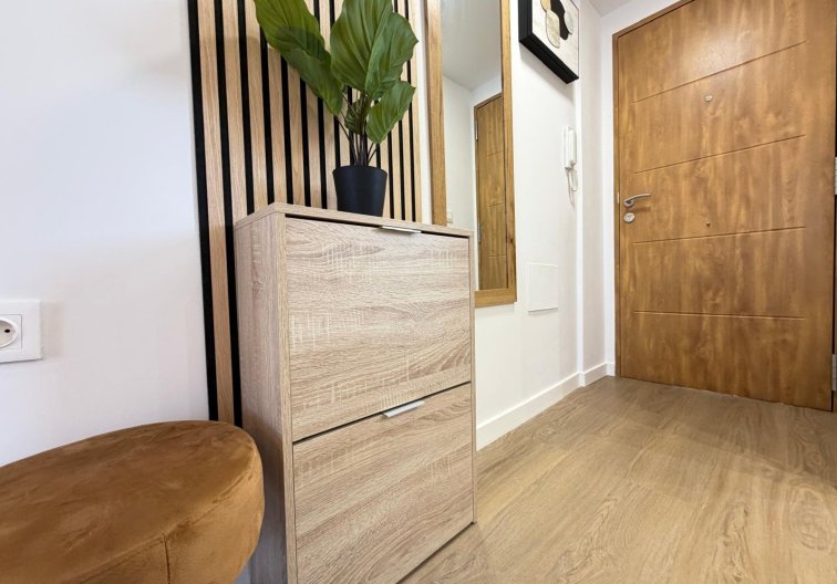 Resale - Apartment - Torrevieja - Nueva Torrevieja