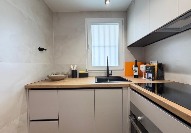 Resale - Apartment - Torrevieja - Nueva Torrevieja