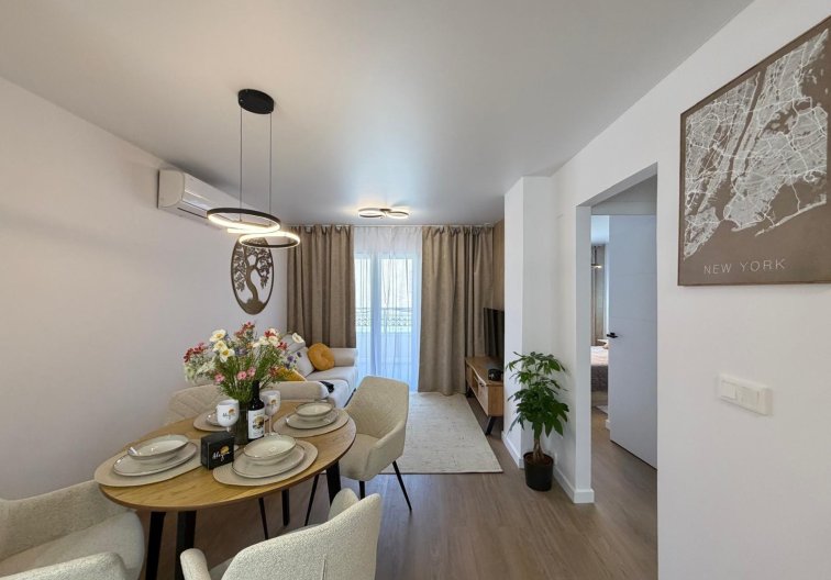 Resale - Apartment - Torrevieja - Nueva Torrevieja
