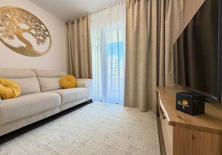 Resale - Apartment - Torrevieja - Nueva Torrevieja
