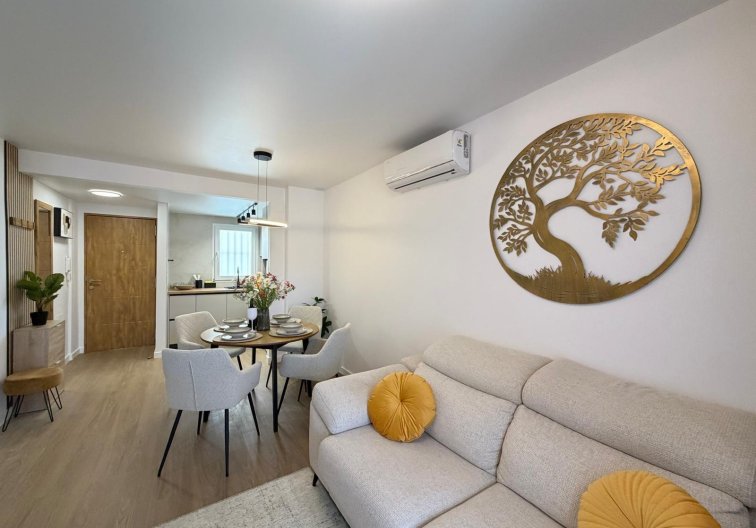 Resale - Apartment - Torrevieja - Nueva Torrevieja