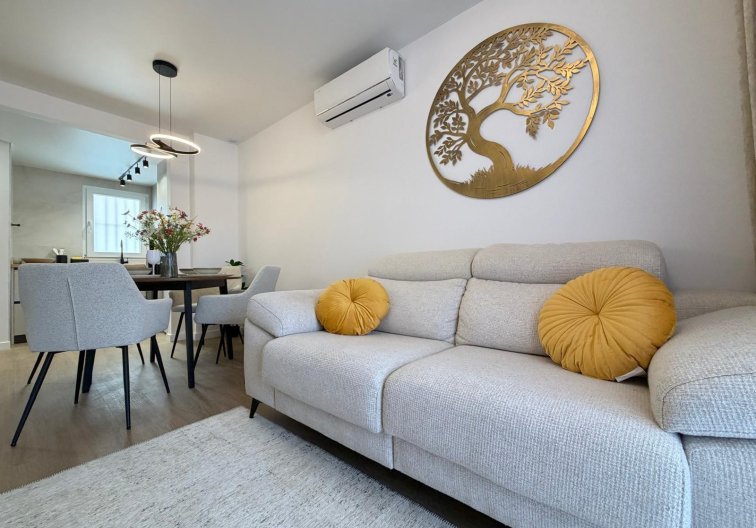 Resale - Apartment - Torrevieja - Nueva Torrevieja