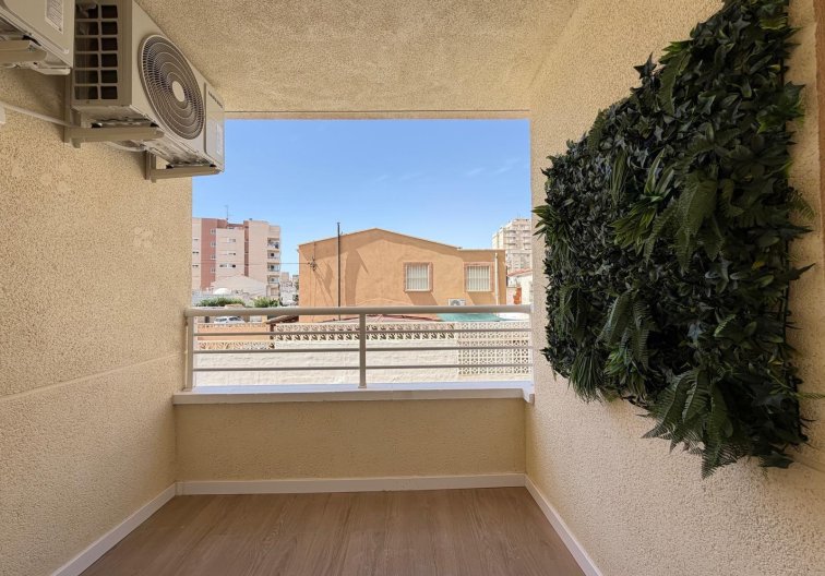 Resale - Apartment - Torrevieja - Nueva Torrevieja