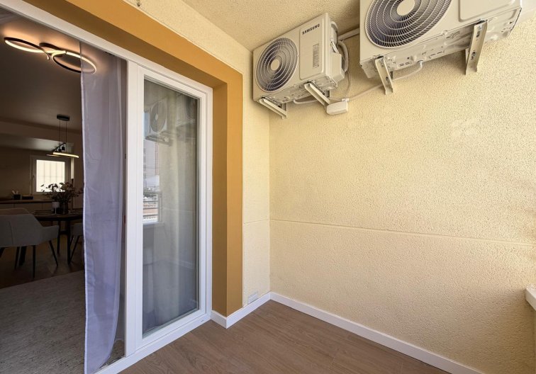 Resale - Apartment - Torrevieja - Nueva Torrevieja