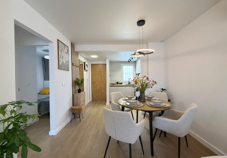 Resale - Apartment - Torrevieja - Nueva Torrevieja